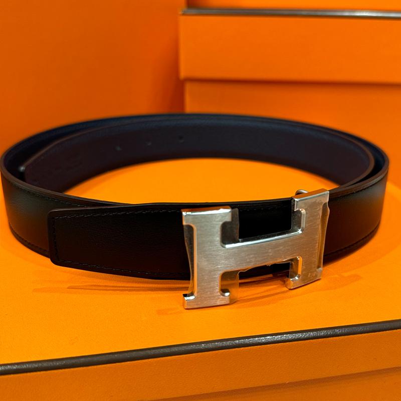 HERMES Reversible Black/Navy Leather Belt with Silver H Buckle