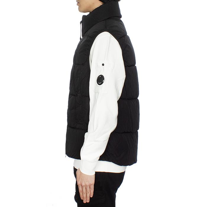 CP Company Logo Chrome-R Padded Down Vest Black Men’s