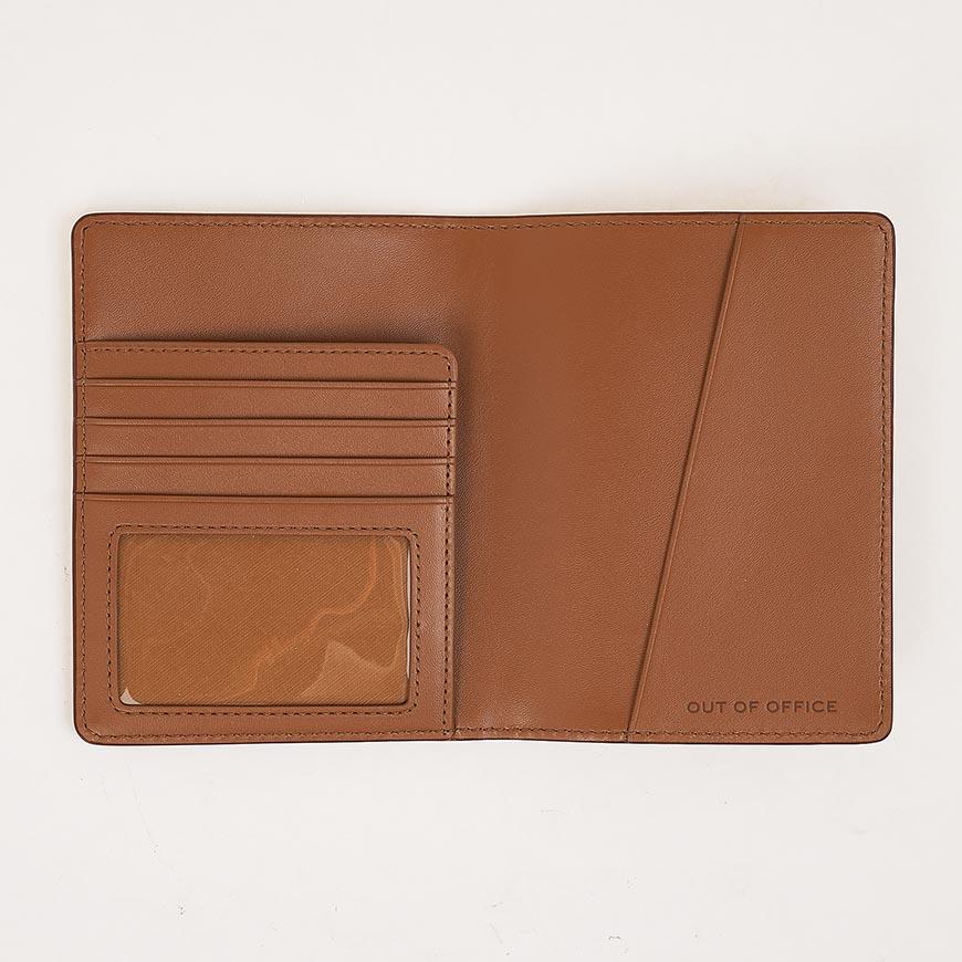 Marc Jacobs Unisex Leather Passport Wallet Case Brown