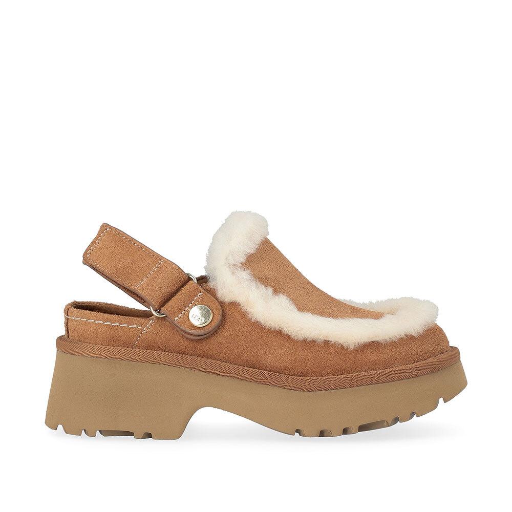 Ugg Esme Clog Sandal Women’s Chestnut