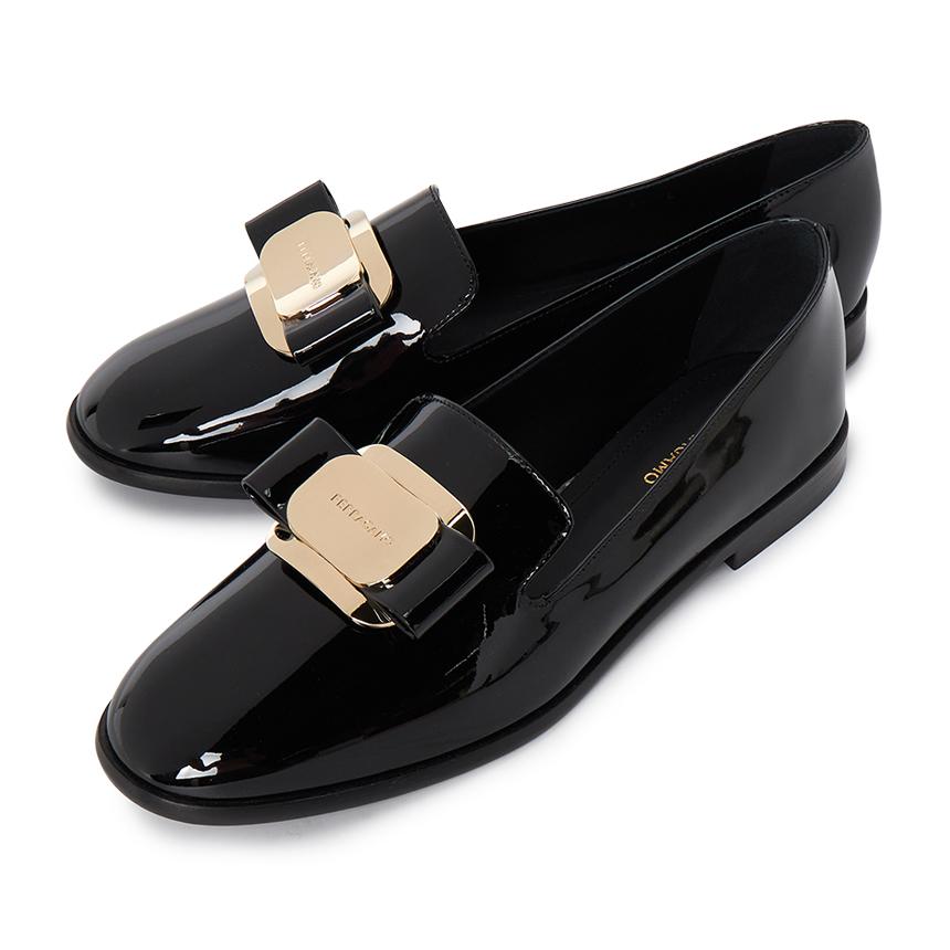 Ferragamo Vara Bow Leather Loafers Black Women C Width 0768944