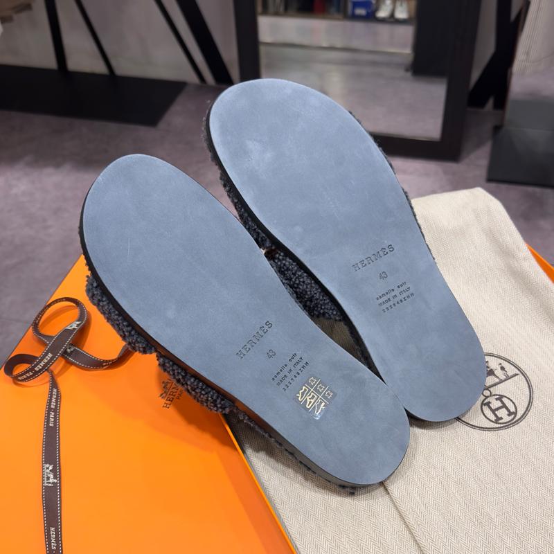 HERMES Izmir Black Epsom Leather Men’s Slide Sandals