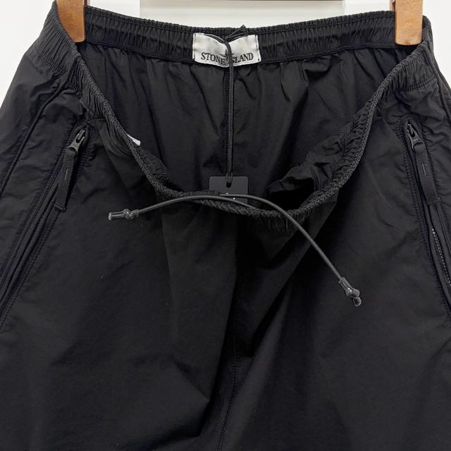 STONE ISLAND Tela Parachute Cotton Shorts V0029 Black Men’s
