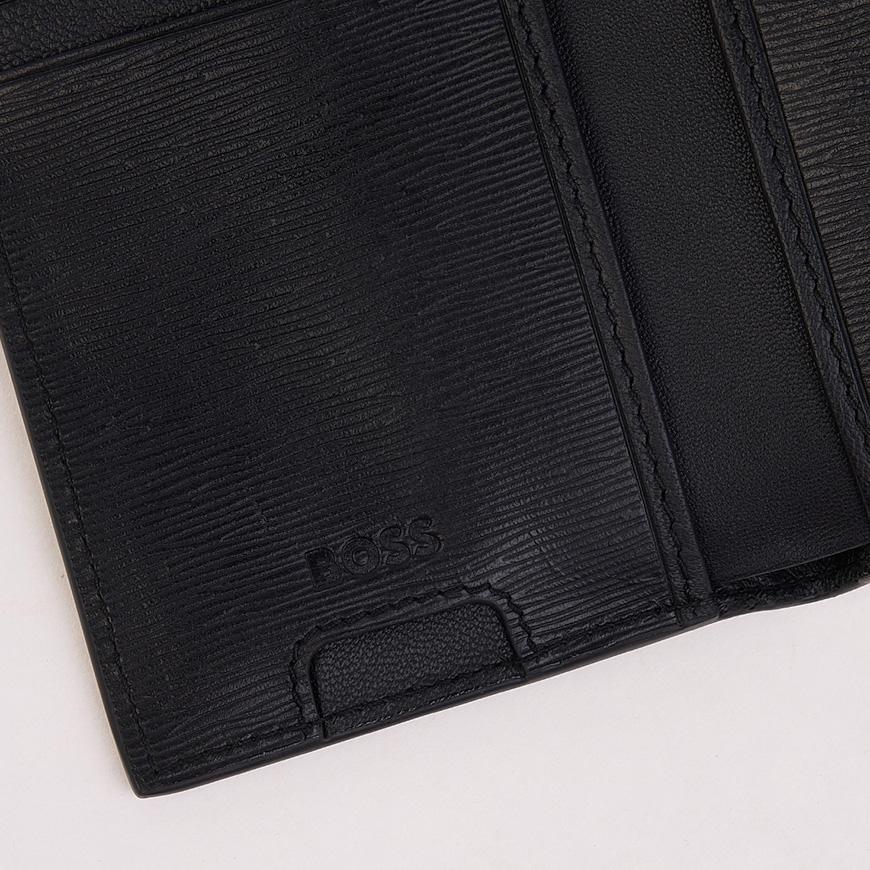 HUGO BOSS Men’s Leather Bifold Wallet 50558592 001