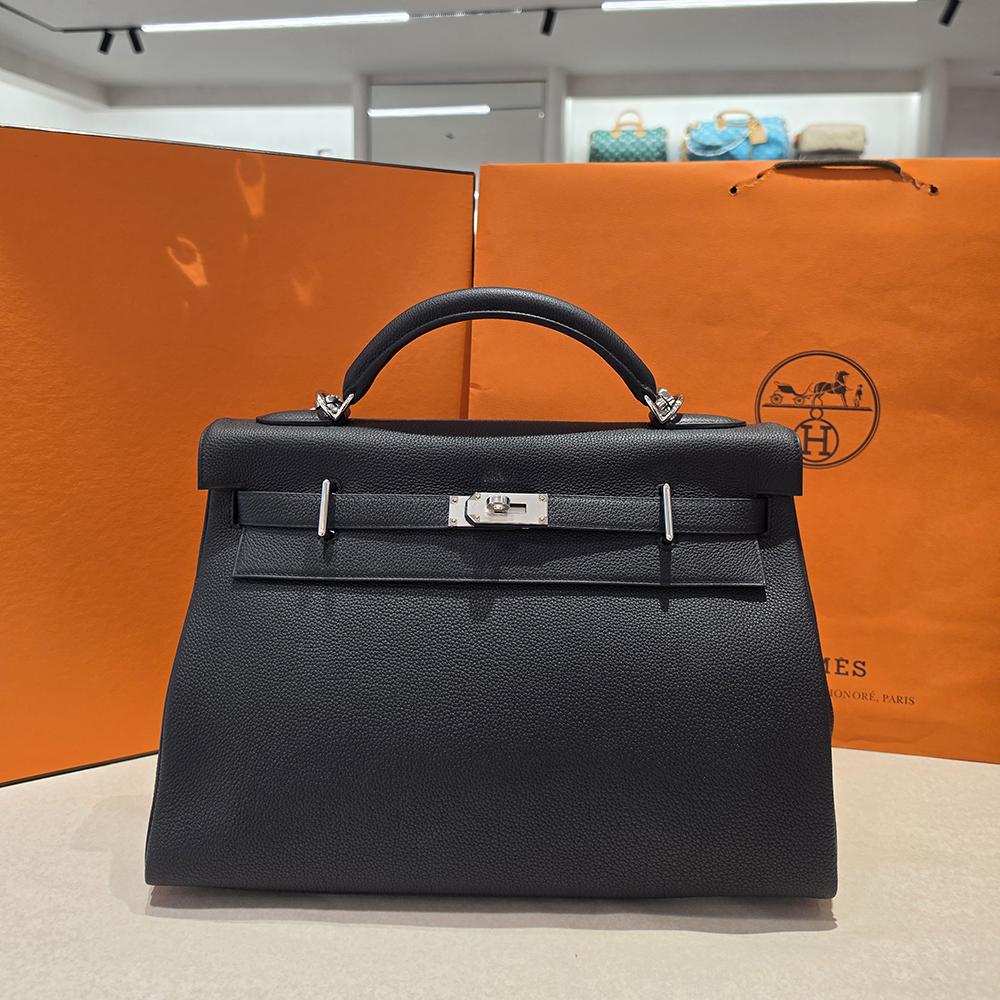 HERMES Kelly 42 Maxi Crossbody Shoulder Bag Black Palladium Hardware