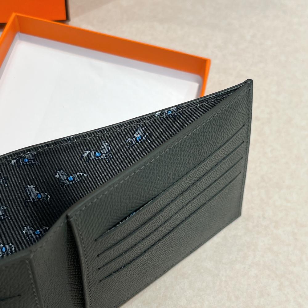 HERMES Citizen Twill Compact Wallet Evercolor Mangrove Horse Lining Bifold
