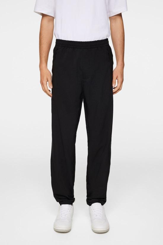 J LINDEBERG Training Jogger Sweatpants for Men AMPA123059999 BLACK DOM