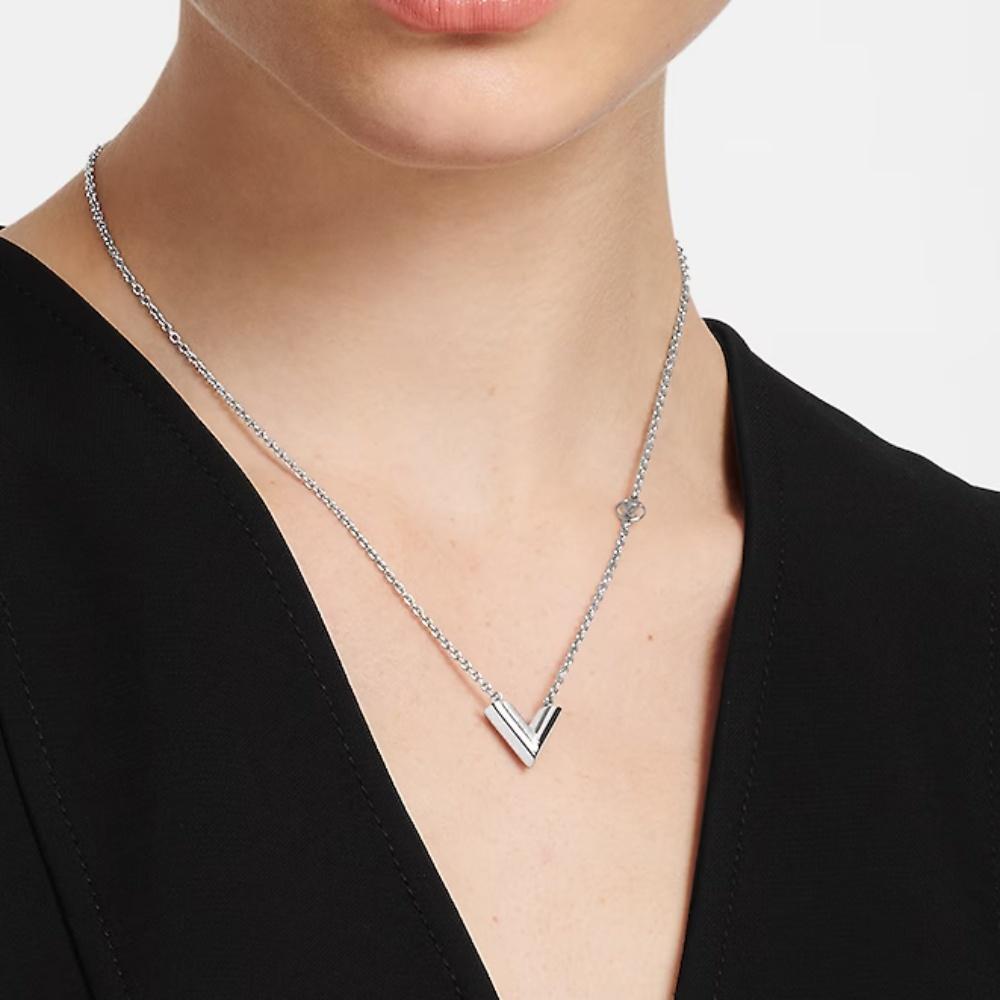 Louis Vuitton Essential V Women’s Necklace Gold Silver M00857 M63197