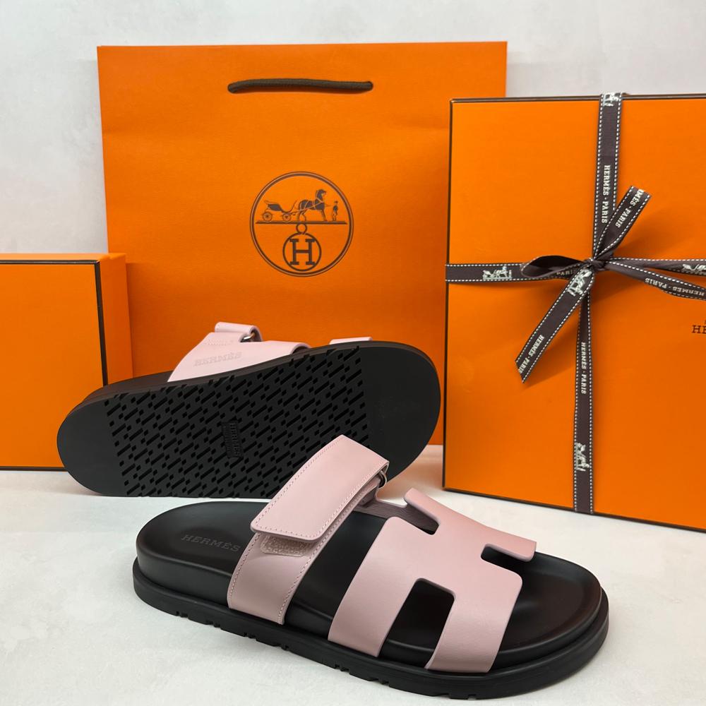 HERMES Rose Pink Chypre Sandals for Women