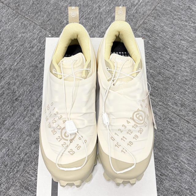 MM6 Salomon X MM6 Cross Dust Low-Top Sneakers