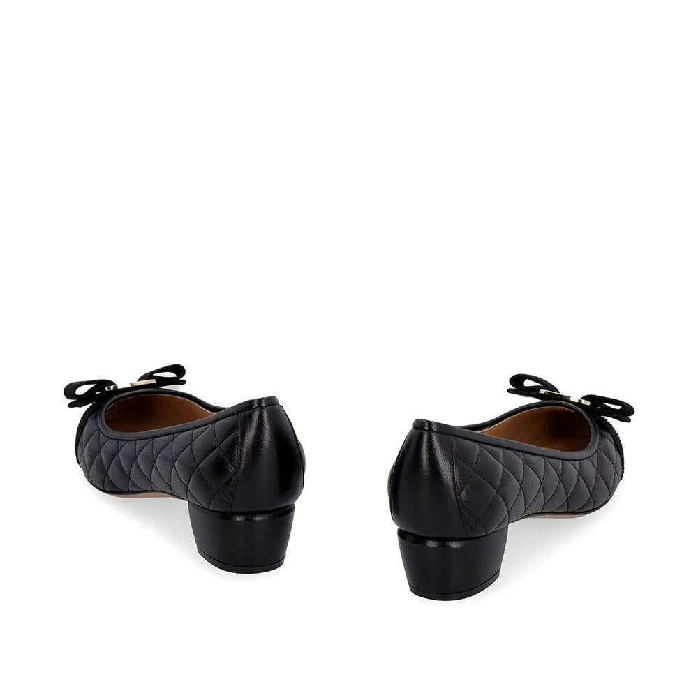 Ferragamo Quilted Vara Pumps Women’s Heels 01M832 0672114