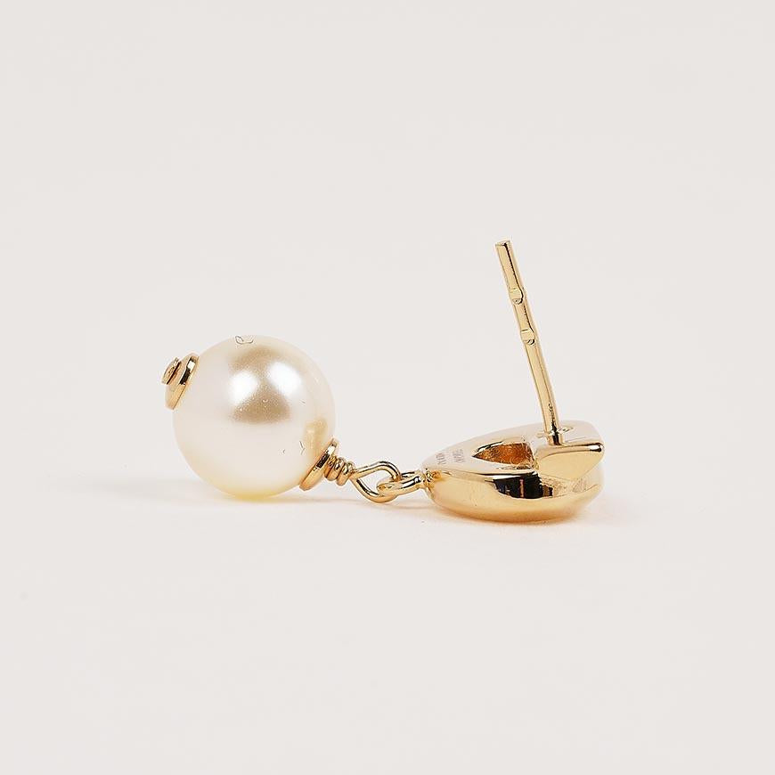 Ferragamo Women’s Pearl Gancini Earrings Gold Tone