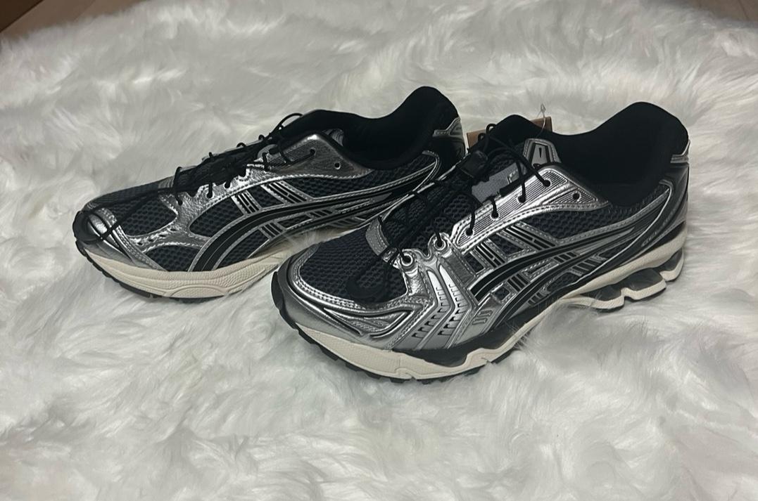 Asics GEL-Kayano 14 Unlimited Low-Top Sneakers Carrier Gray Black 1203A549 020