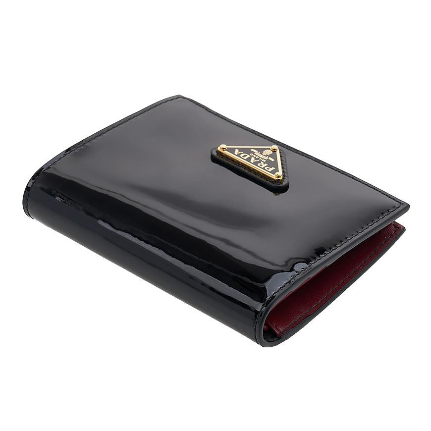 PRADA Women's Patent Leather Bifold Wallet 1MV204 069 F03KJ