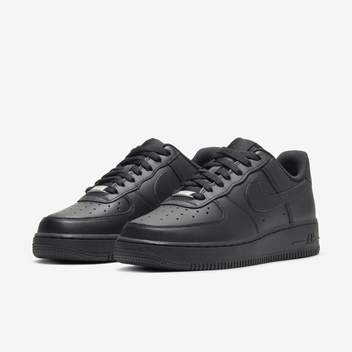 Nike Women’s Air Force 1 ’07 Low Triple Black Sneakers DD8959 001