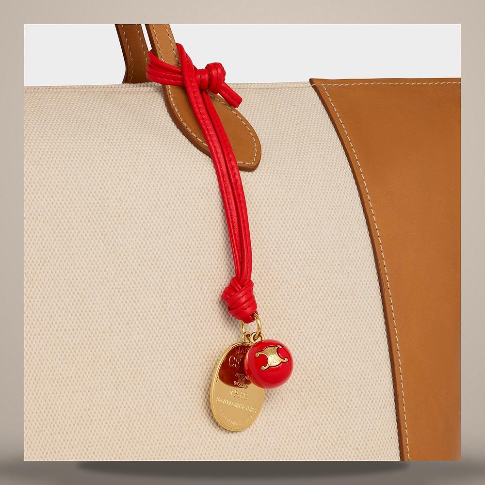 CELINE Triomphe Charm Soft Calfskin Cream Keyring 49J543DSD 01CR