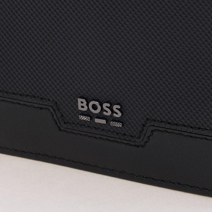 HUGO BOSS Men’s Logo Bifold Wallet 50558771 001