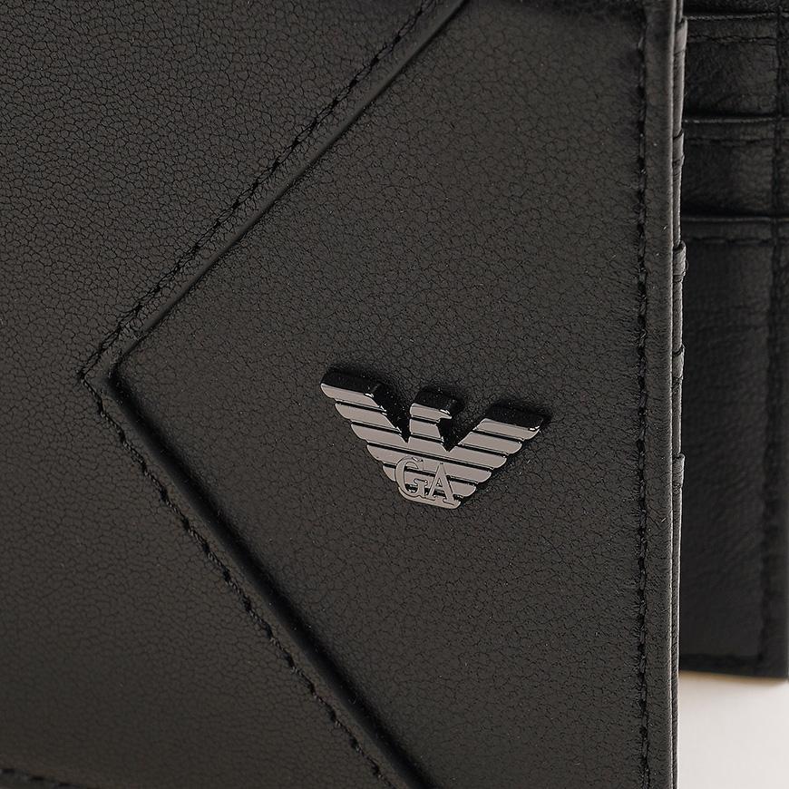 Emporio Armani Men’s Leather Bifold Wallet EM003600 AF19365 UC001