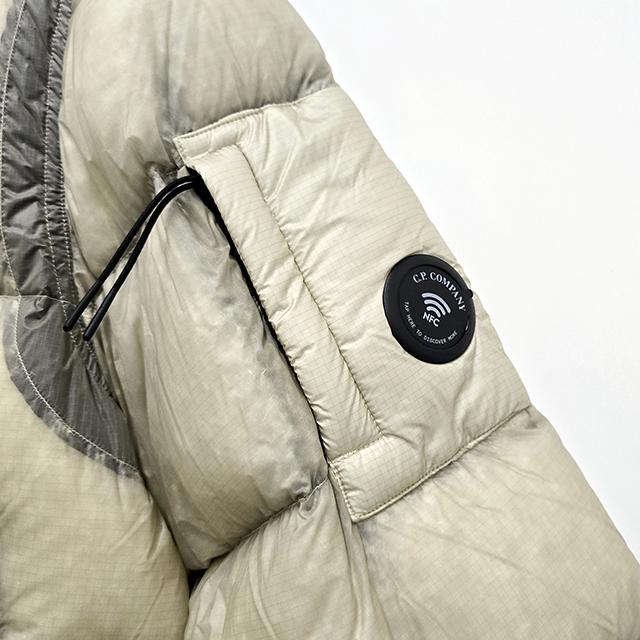 CP Company Chrome R DD Shell Lens Patch Padded Jacket for Men