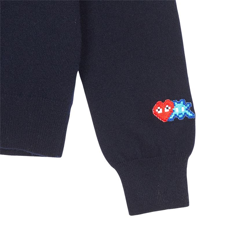 Comme des Garcons Invader Double Wappen Unisex V-Neck Knit Sweater AZ N086 051 2