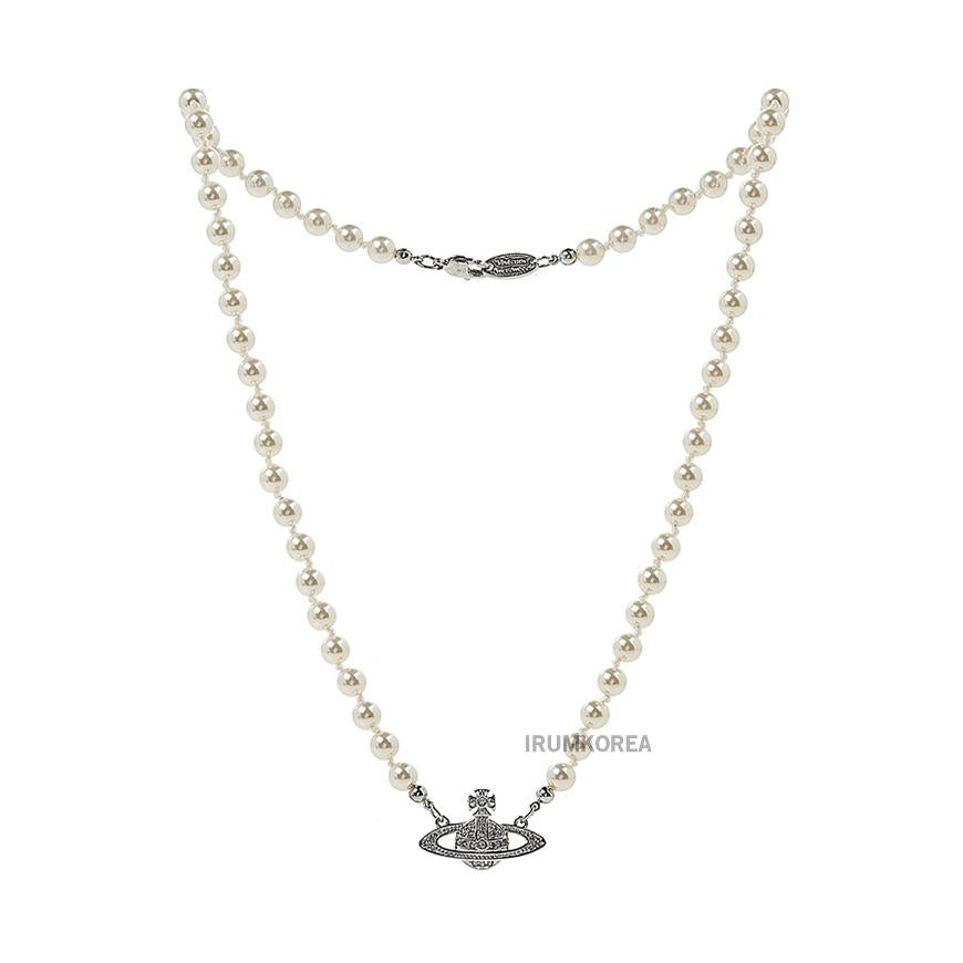 Vivienne Westwood Silver Bas Relief Pendant Necklace for Men 63010100 P104