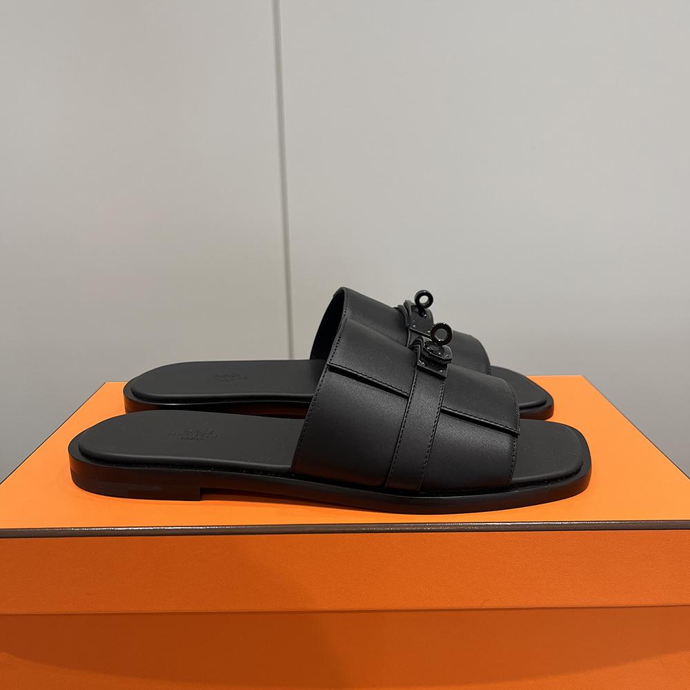 HERMES Men’s Gabriel Sandals Calfskin Kelly Buckle Black