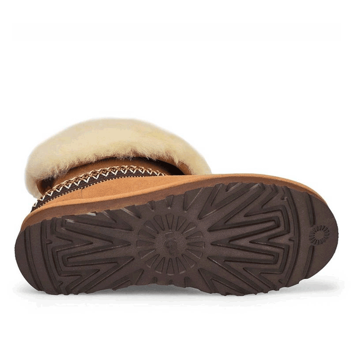 Ugg Classic Short Crescent Boots Women Chestnut 1161770