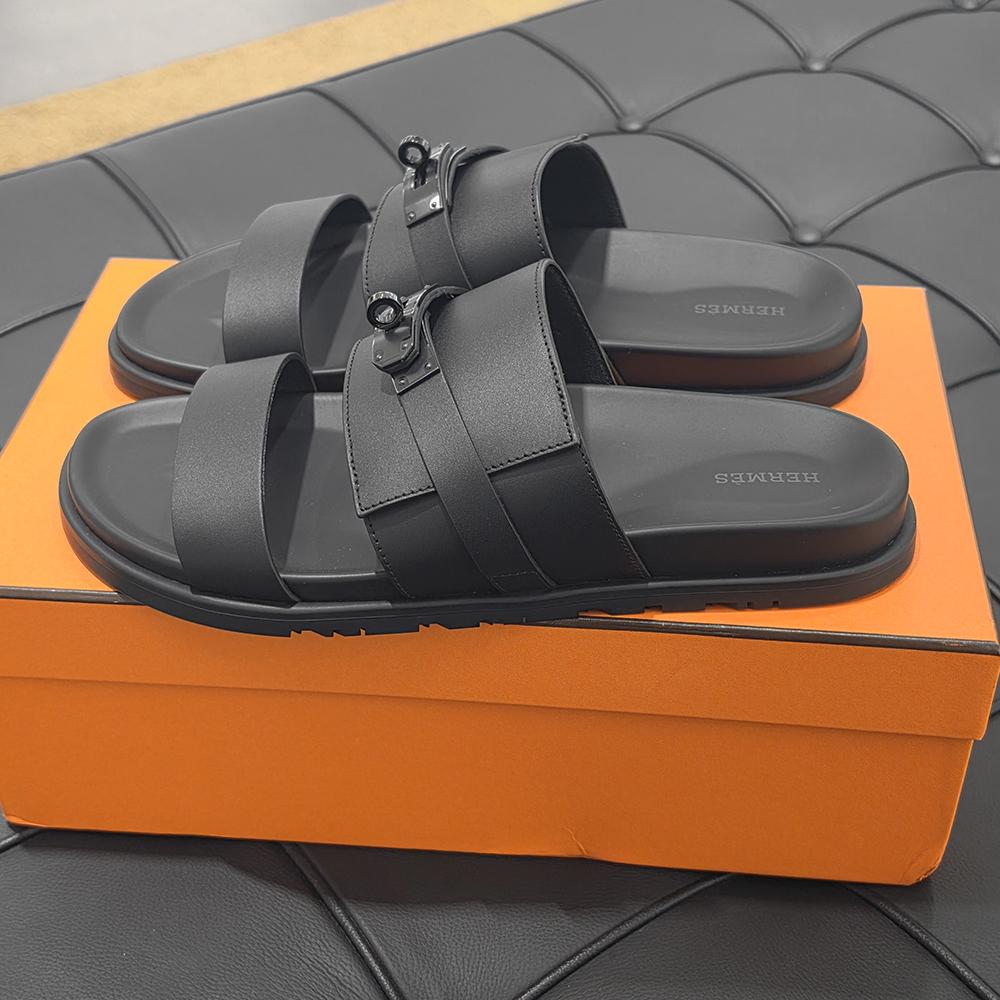 HERMES So Black Calfskin Jackson Sandals for Men