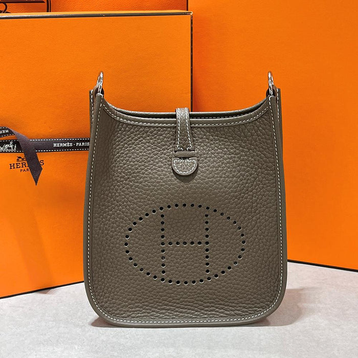 HERMES Evelyne 16 Clemence Etoupe Crossbody Bag Palladium Hardware