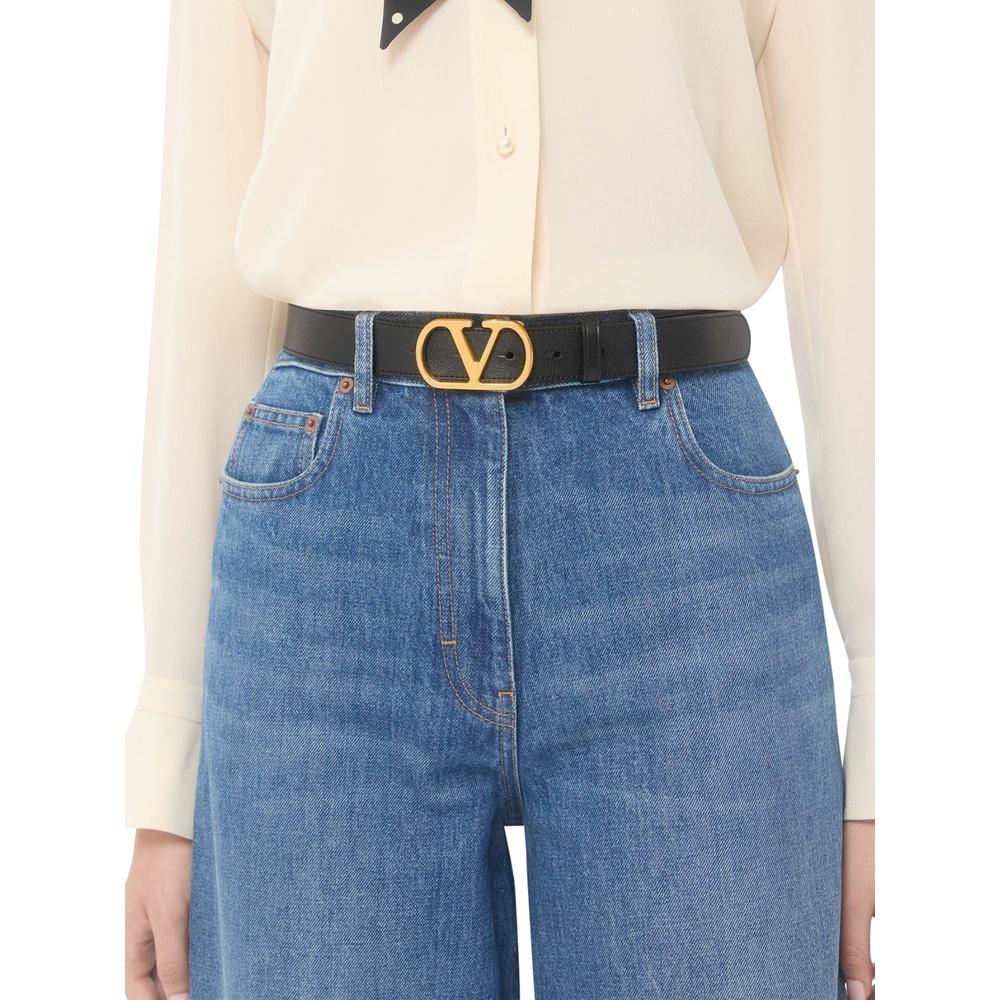 VALENTINO V-Logo Leather Belt Black Women’s Fashion Accessory