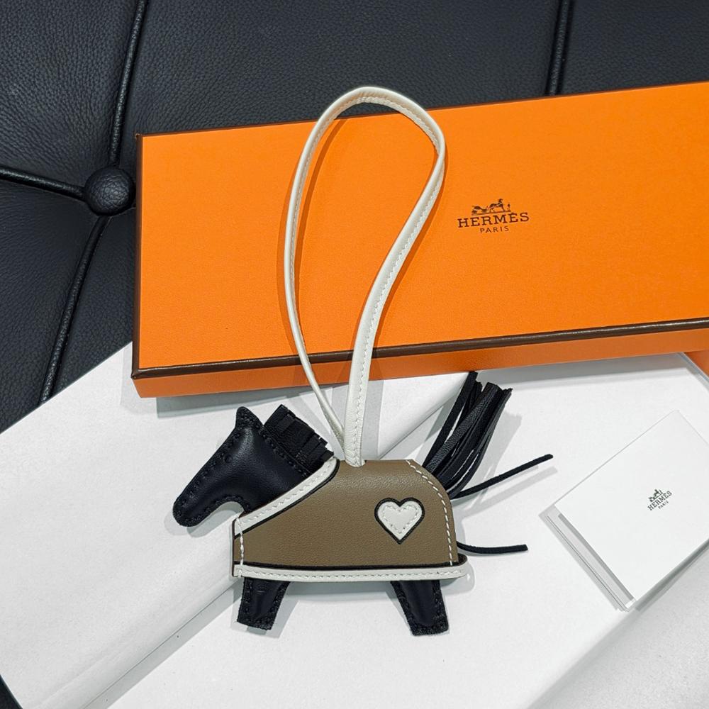 HERMES Rodeo PM Charm Etoupe Lambskin Keyring Unisex