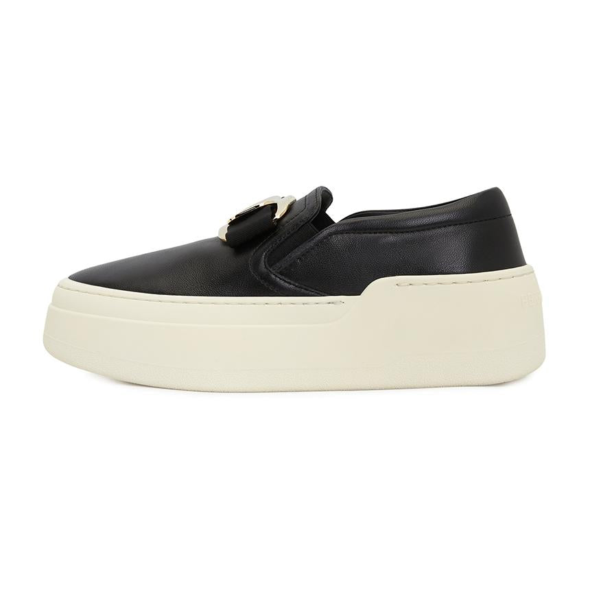 Ferragamo New Vara Women’s Slip-On Crystal Nero Pumps/ Slingback Heels