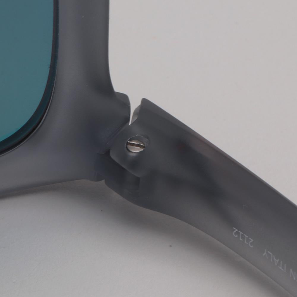 Nike Essential Endeavor Sports Sunglasses for Men and Women EV1122 016