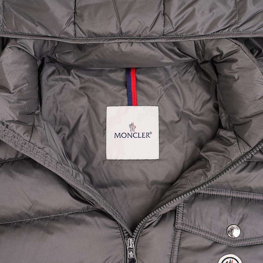 Moncler Berris Hooded Down Jacket Mens Navy