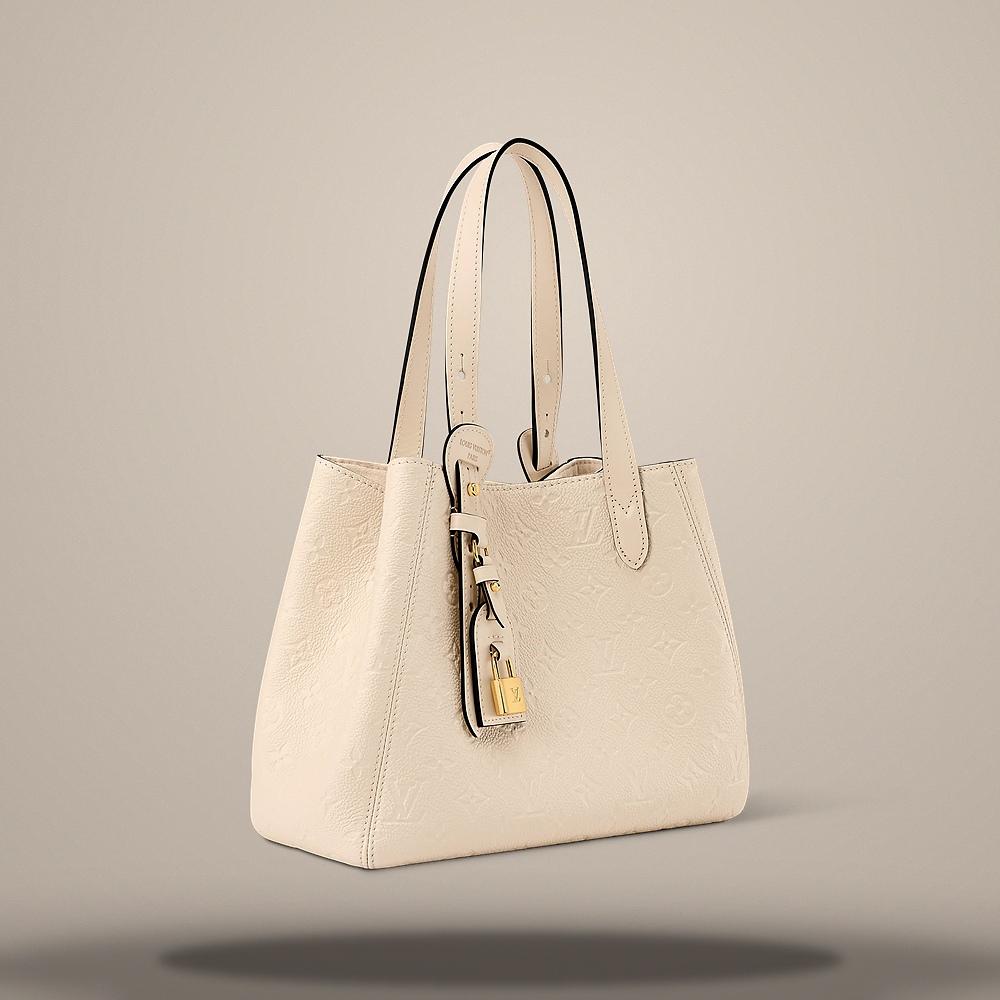 Louis Vuitton Women's Cream Shoulder Bag M29337