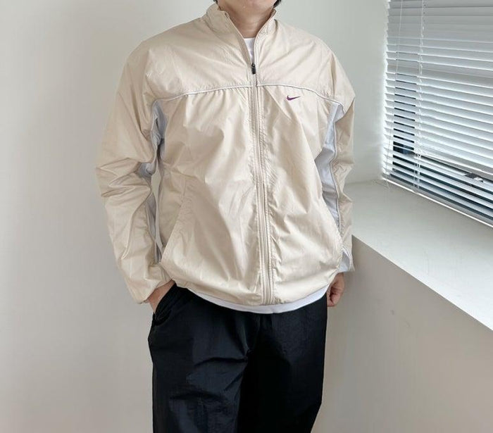 Nike Beige Running Windbreaker Jacket Mens Asian Fit Outerwear