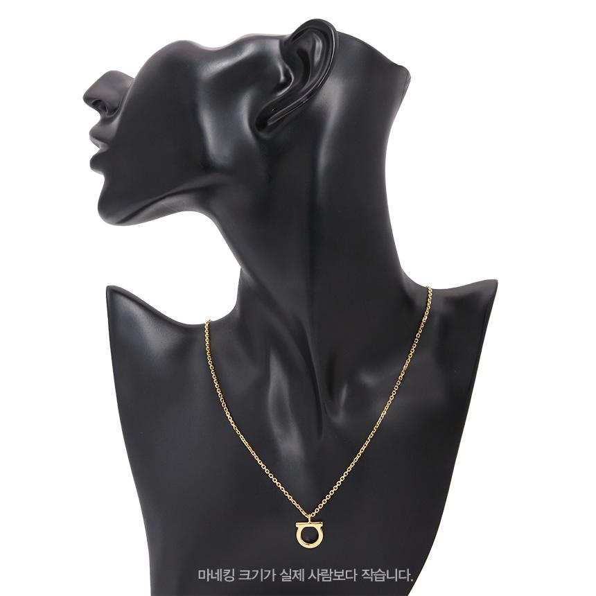 Ferragamo Gancini Pendant Necklace for Women 76 0133 001 0696658