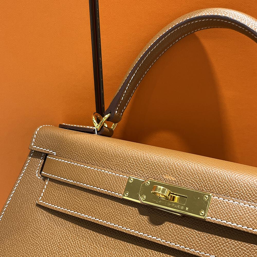 HERMES Sellier Kelly 28 Gold Leather Tote Bag with Gold Hardware