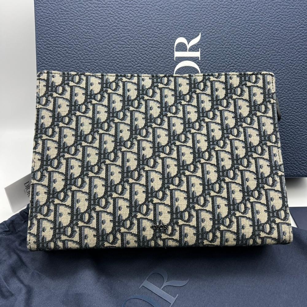 DIOR Beige Black Oblique A5 Triangle Pouch Men’s Clutch Bag 2ESCA483YKY H05E