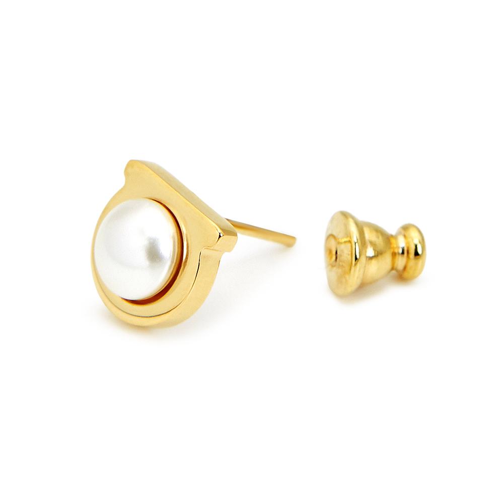Ferragamo Gancini Pearl Women's Earrings 76 0121 001 0696454