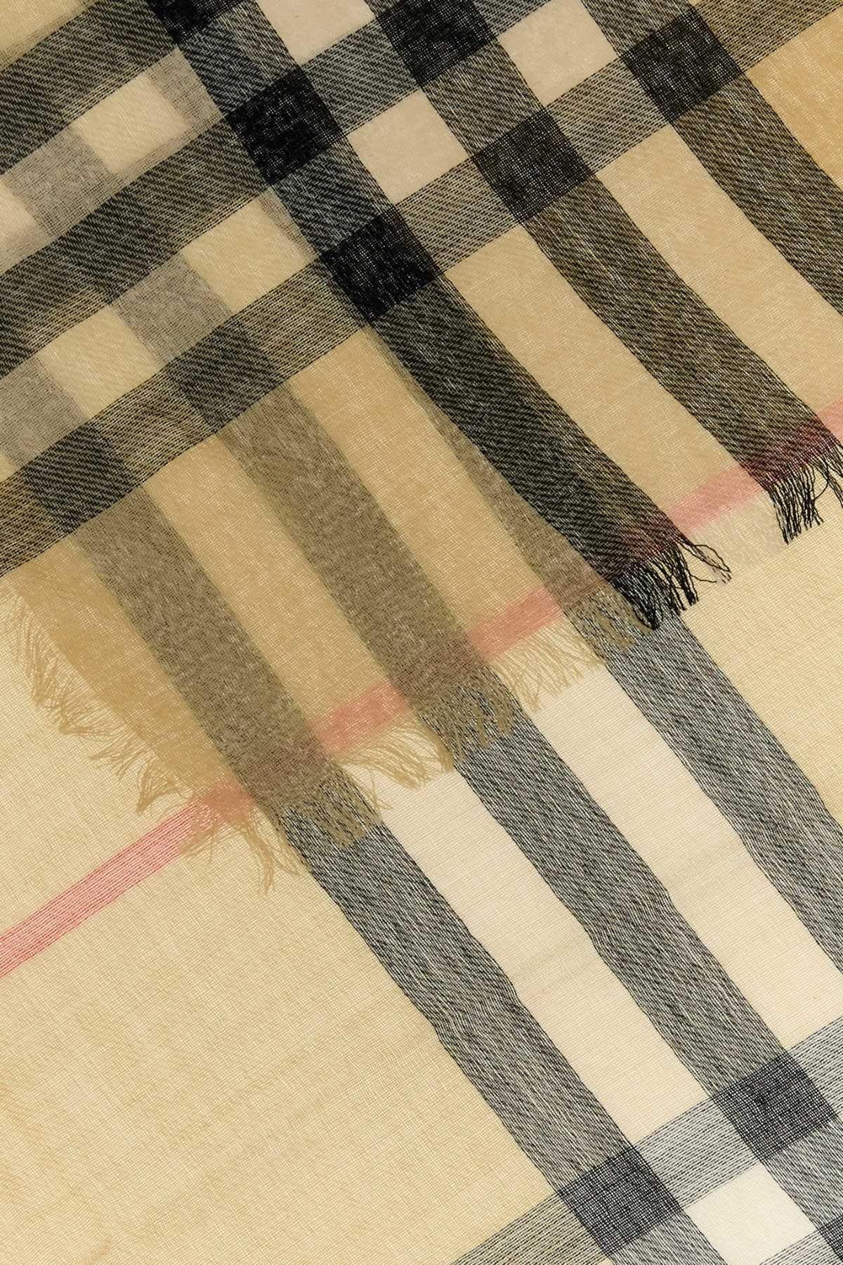 BURBERRY Beige Check Wool Scarf