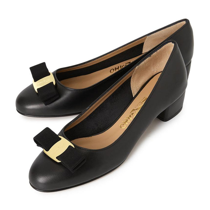 Ferragamo Vara Bow Pumps Black Women’s C Width 0765658