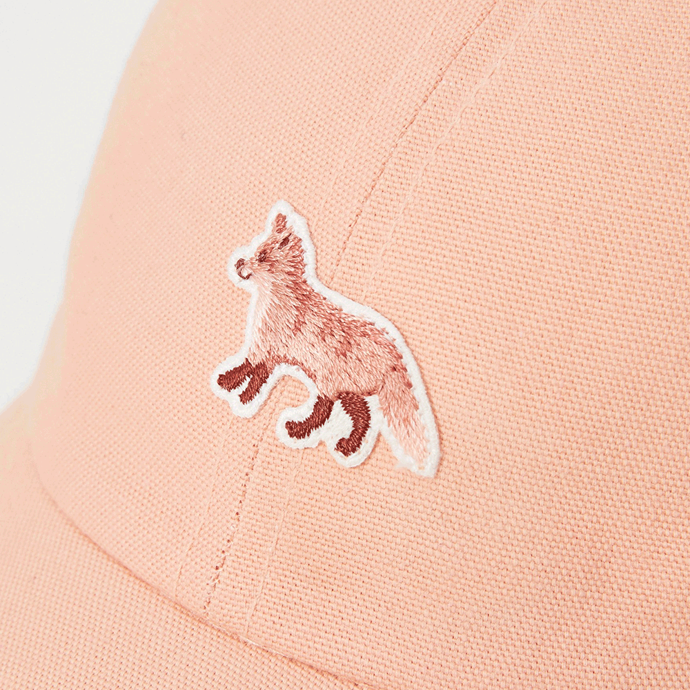 Maison Kitsune Baby Fox Logo Cotton Baseball Cap Unisex OW06108 WB0026