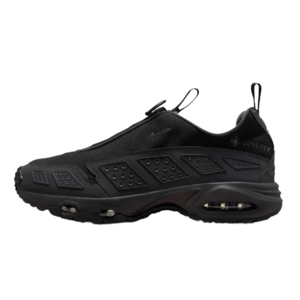 Nike Air Max GORE-TEX Black and Dark Low Top Sneakers FZ4238 001