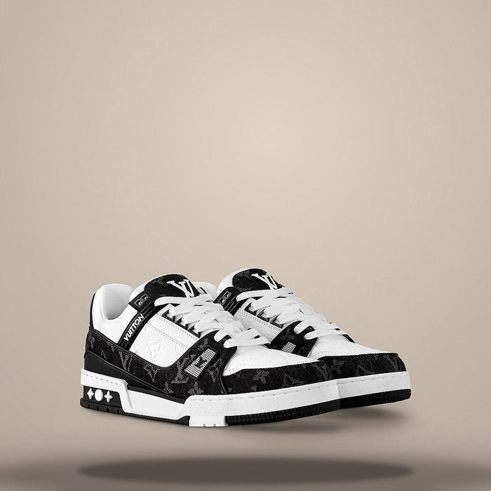 Louis Vuitton Men's LV Trainer Low Top Sneakers Black 1AC2A5