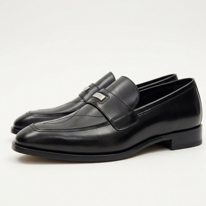 GUCCI Black Leather Davis Driving Loafers Men’s 853280 AAD7W 1000