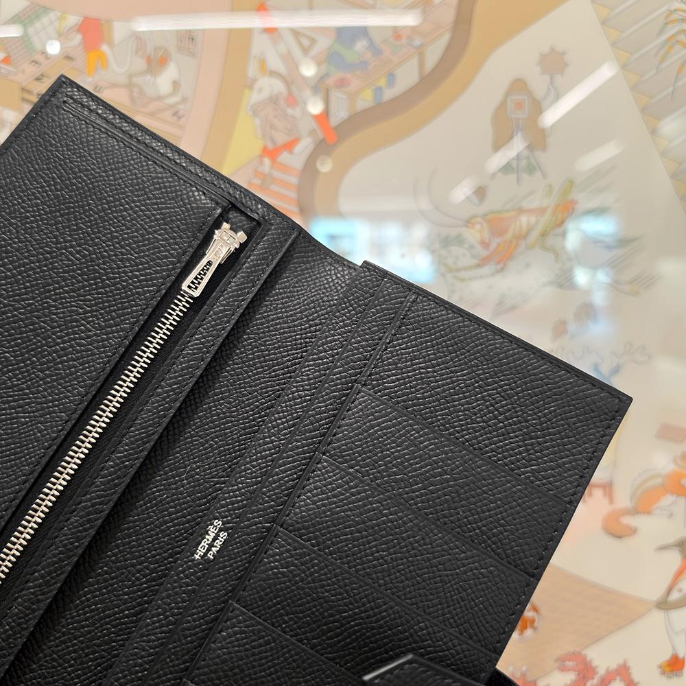 HERMES Epsom Leather Bearn Long Wallet Black Palladium Hardware