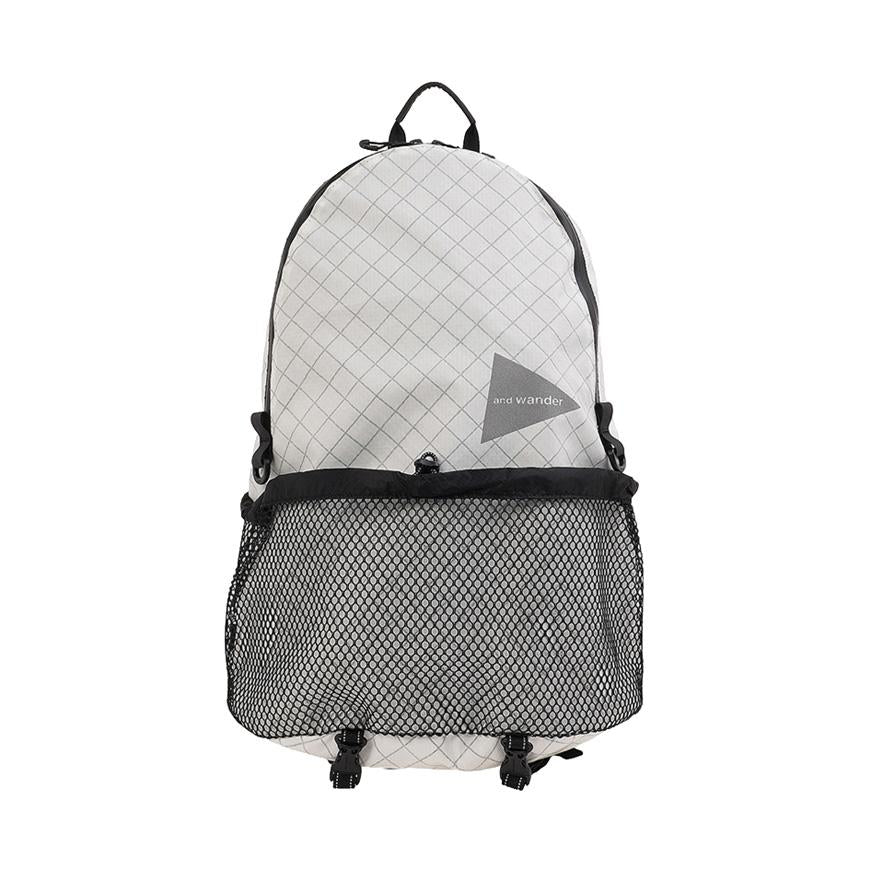and wander Unisex Eco Pack 20L Daypack Backpack 574597 5204