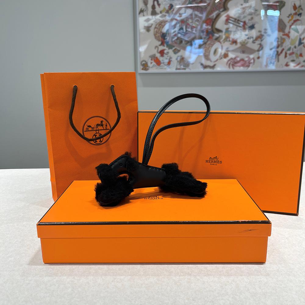 HERMES Merino Wool All Black Dog Charm Keyring Unisex