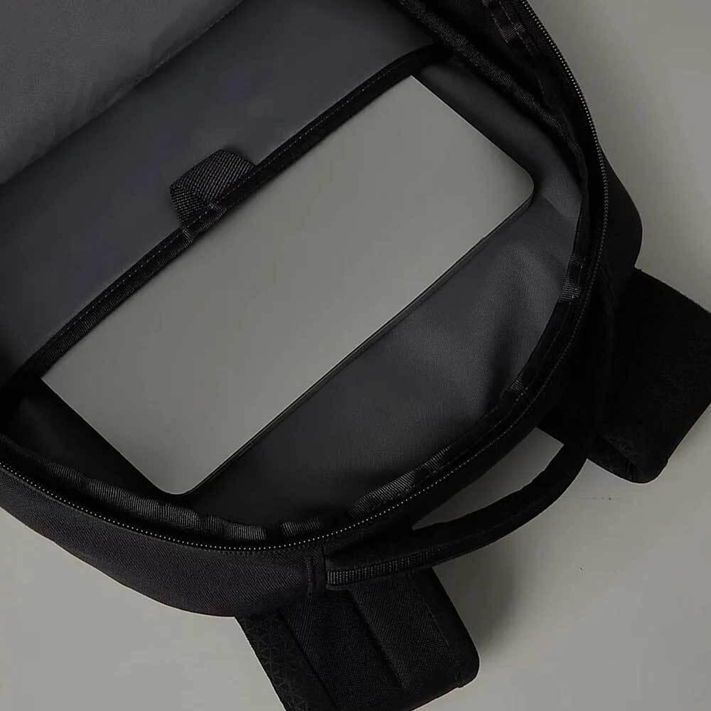 The North Face Black Backpack Vault NF0A3VY24H0